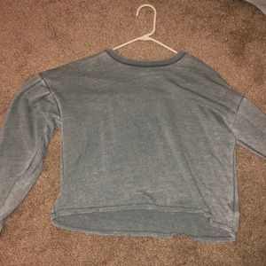 cropped crewneck